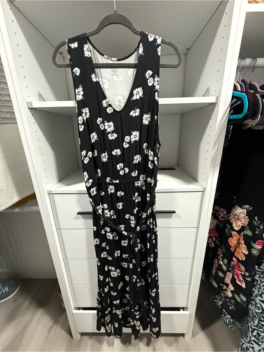 Market & Spruce Black Floral V-Neck Maxi Dress with White/Pink Blooms